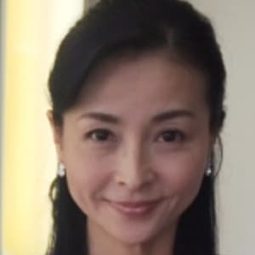 巖間さおり 飾演 Saori
