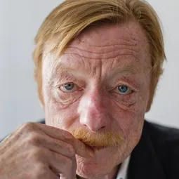 Otto Sander - Männer sind wie Schokolade演員 飾演Vater Lano