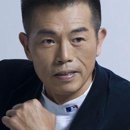 楊涵斌 飾演 Father