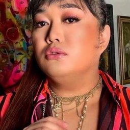 Shandii Bacolod 飾演 