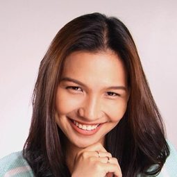 帕鄔·貝尼特斯 - 真情未語演員 飾演Helen