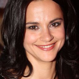 Melinda Kinnaman 飾演 Paddy (voice)