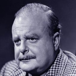 Michael Shepley 飾演 Manager of the British Pavilion