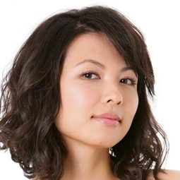 陳孝萱 - 山忌 黃衣小飛俠演員 飾演