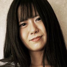 東雲亞瑞咲 飾演 