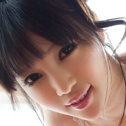 森下悠里 - 秘密潛入捜査官演員 飾演Bunny