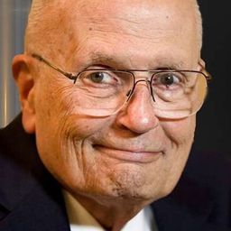 John Dingell 飾演 Self (archive footage)
