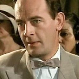 Pedro Díez del Corral 飾演 Forense