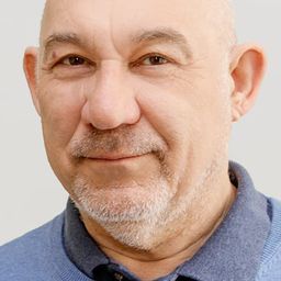 安德魯·布魯曼菲爾 飾演 Mayor