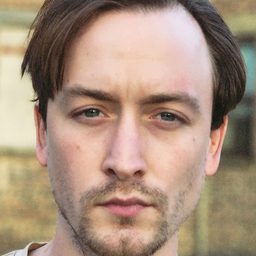 Albin Weidenbladh 飾演 Alteteren