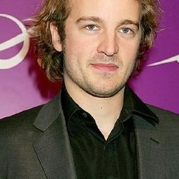 Jocelyn Quivrin 飾演 Lucas