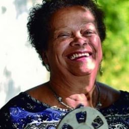 Maria José Novais Oliveira 飾演 