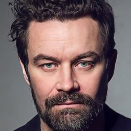 Björn Hlynur Haraldsson 飾演 Önni