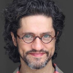 費南多阿維斯平托 飾演 Dodo