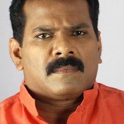 Biju Pappan 飾演 Shashankan