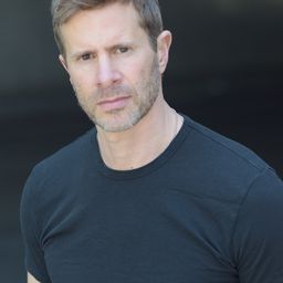 David Ojalvo 飾演 Bert