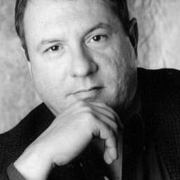 Roderick Peeples 飾演 Stepfather