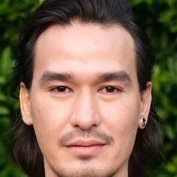 Warawut Brown - 四天王演員 飾演Rang Intara