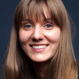 Mariya Karpova 飾演 Marina