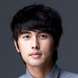 Yu Ha-jun 飾演 Sung-woo