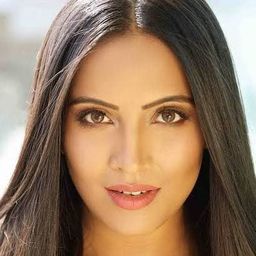 Meghna Naidu 飾演 Chanda