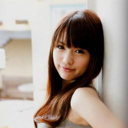 志保 飾演 Aki Tanaka