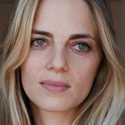 Regina Orioli 飾演 Flaminia