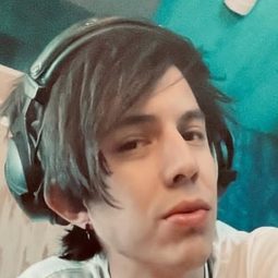 Alejandro Orozco - 怪誕鬼作家演員 飾演Augusto Damastes (voice)