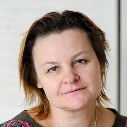 Olga Lapshina 飾演 