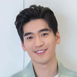 塗善存 飾演 Chen Zi Le