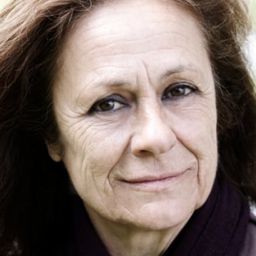 Malou Airaudo 飾演 