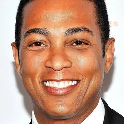 Don Lemon 飾演 Self