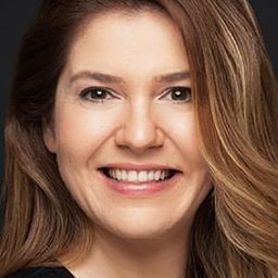 賽倫·多瑪奇 飾演 Dilşah