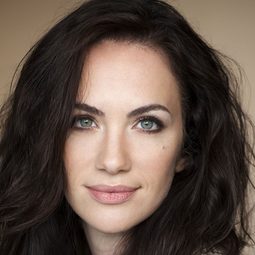 凱特·西格爾 - 死亡占卜: 邪門初開演員 飾演Jenny Browning