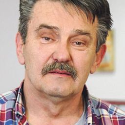 Milan Štrljić 飾演 Mayor