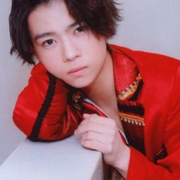 Oriyama Nao 飾演 Shu Narita