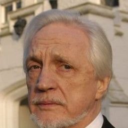 Edward Petherbridge 飾演 France