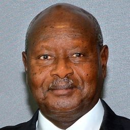 Yoweri Museveni 飾演 Self