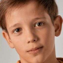 Nikita Tabunshchik - Hockey Dads演員 飾演Young Igor