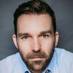 傑夫古斯塔夫森 飾演 Robert