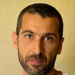 Edoardo Gabbriellini 飾演 Cristian