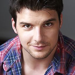 Jeff Wahl 飾演 Scar