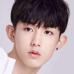 郭俊辰 飾演 Lin Nanyi