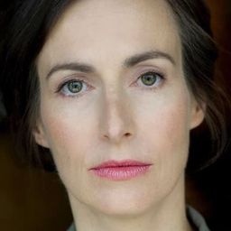 Monica Reyes 飾演 Ida Kreutner