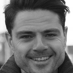 Richard Short - 咖啡演員 飾演Writer