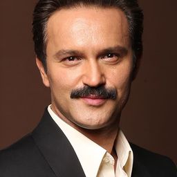 Bulent Colak 飾演 Baran