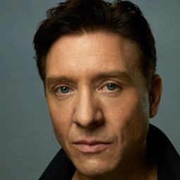 尚恩·多伊爾 - 黑幫第二代演員 飾演Deputy Ward