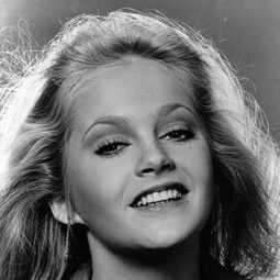 Charlene Tilton - Safety Patrol!演員 飾演Mrs. Zapruder