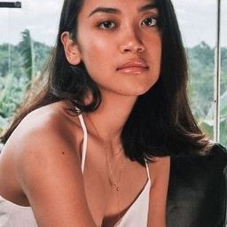 Canti Tachril 飾演 Zabilla