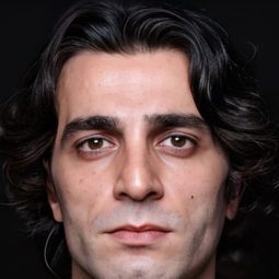 Emre Kentmenoğlu - 霹靂嬌娃演員 飾演Prince Alim Hassan